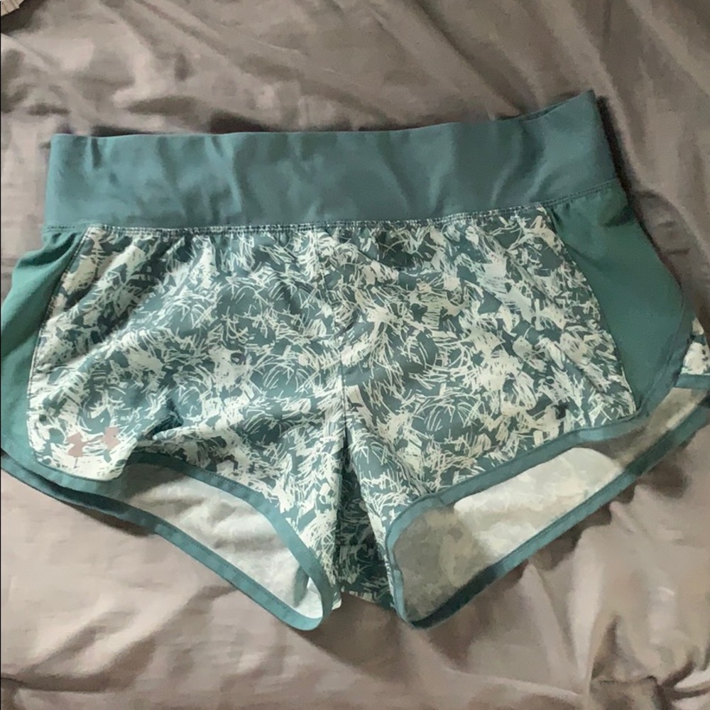 Under armor fitted heat gear shorts